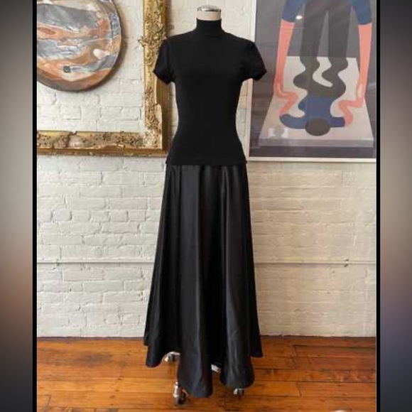 TADASHI SHOJI Vintage Black Velvet and Taffeta Gown - Picture 3 of 15